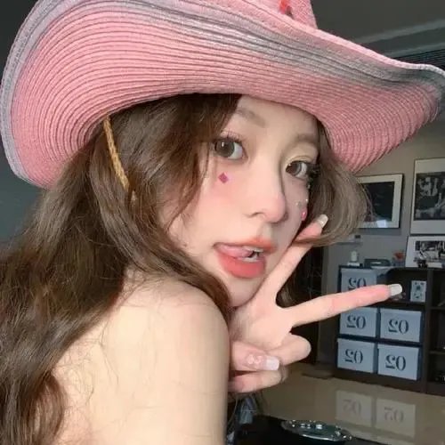 小资女孩向前冲